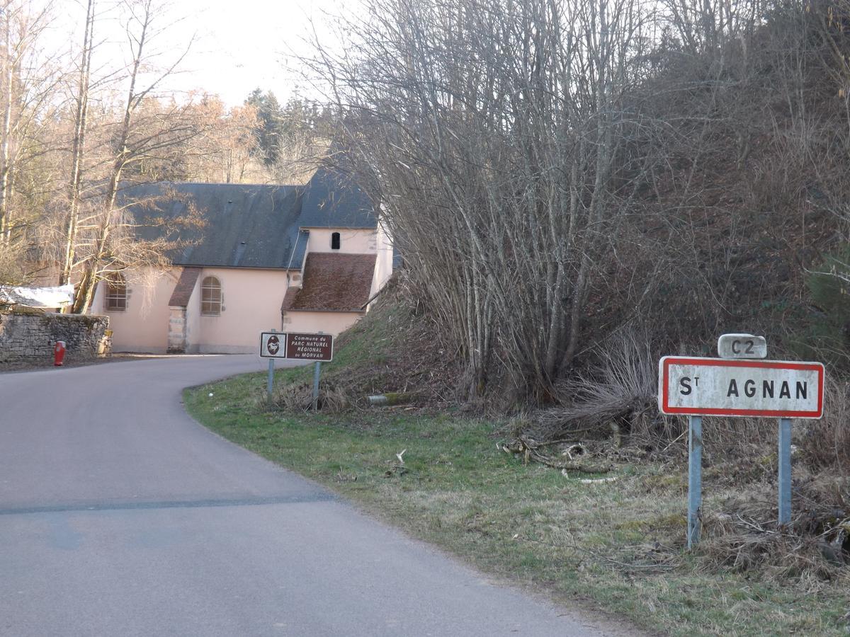 La Vieille Auberge Du Lac Saint-Agnan  Bagian luar foto